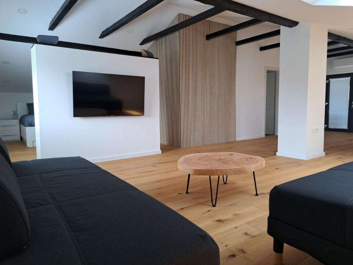 Ohana Apartment Любляна Экстерьер фото
