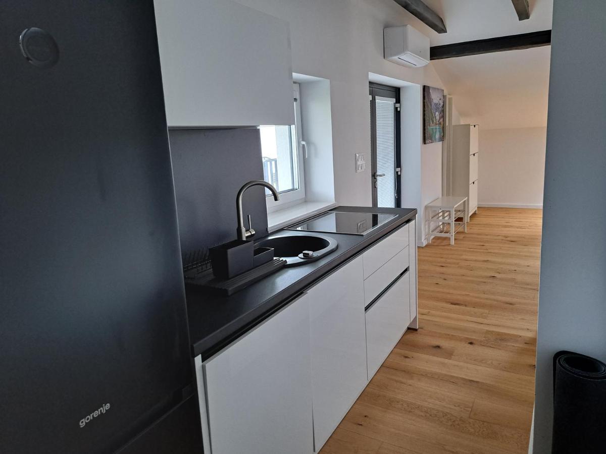 Ohana Apartment Любляна Экстерьер фото